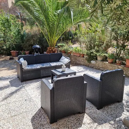 Διαμέρισμα Sea & Garden *